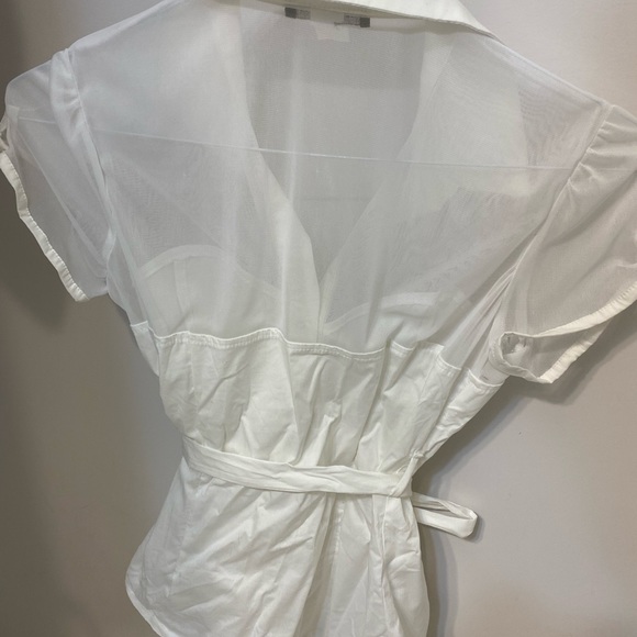 White sweetheart neckline button up top - Picture 4 of 4